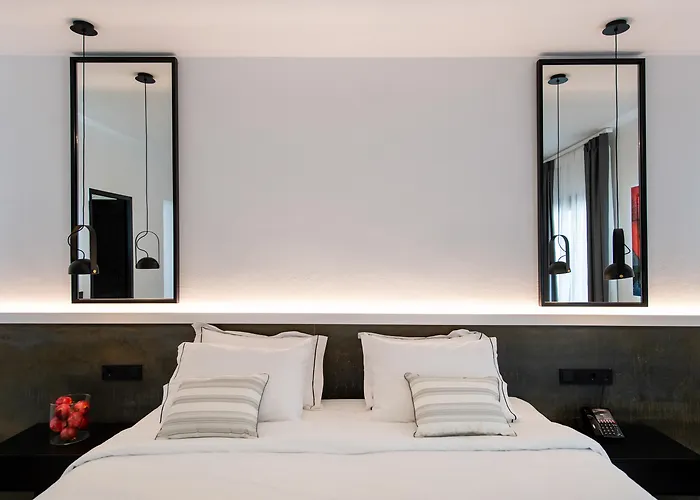 Boutique By Hills ホテル 4*