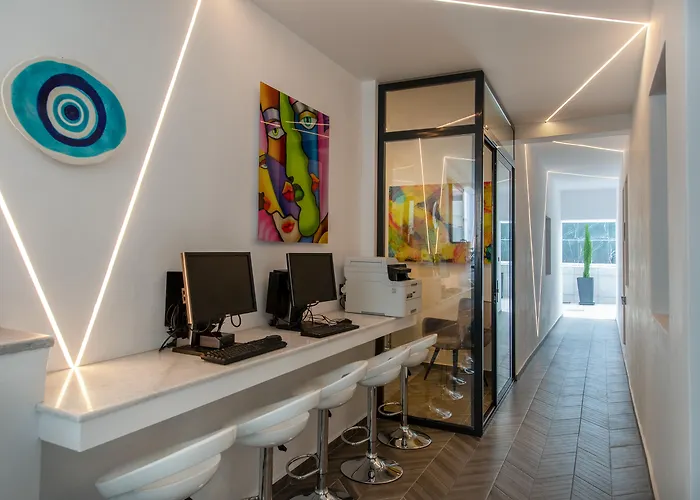 Boutique By Hills ホテル