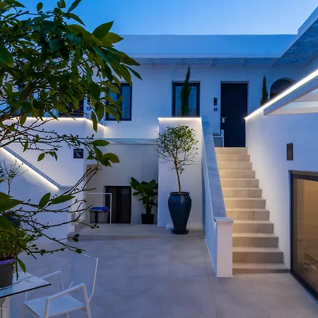 Ξενοδοχείο Boutique By Hills 4*