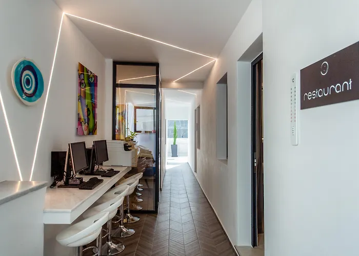 Boutique By Hills Ξενοδοχείο 4*